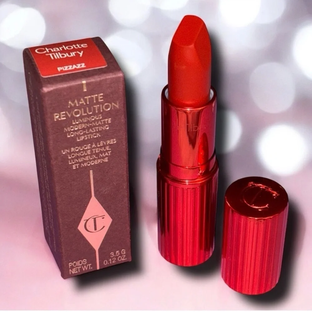 NIB Charlotte Tilbury Matte Revolution Hydrating Lipsticks in Pizzazz - Red